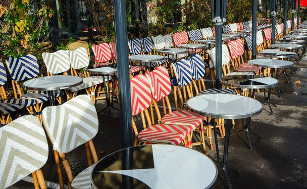 Pariisi ravintola tuoli
 - Valokuva, kuva