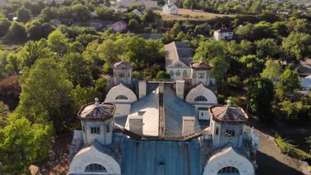 光州-シェフチェンスキー歴史文化保護区の空中撮影。ロプキン・デミドフ宮殿,ウクライナ,キエフ・オブラスト - 映像、動画