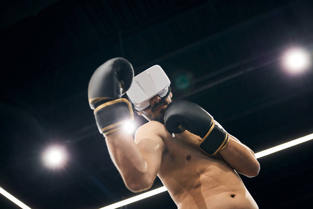 Athlete doing a boxing practice in virtual reality - Fotoğraf, Görsel