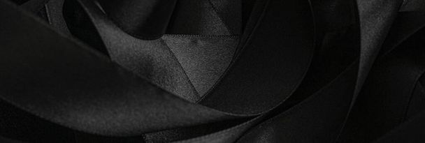 Μαύρη μεταξωτή κορδέλα ως φόντο, αφηρημένη και πολυτελή μάρκα σχεδιασμού - Φωτογραφία, εικόνα