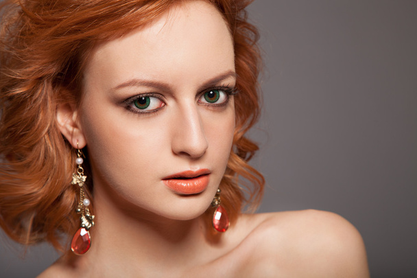 Portrait of a sensuality redhead girl with natural make-up - Φωτογραφία, εικόνα
