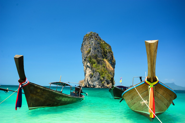 Tehya és a strand az egyik fő turisztikai attrakciója, Thaiföld - Fotó, kép