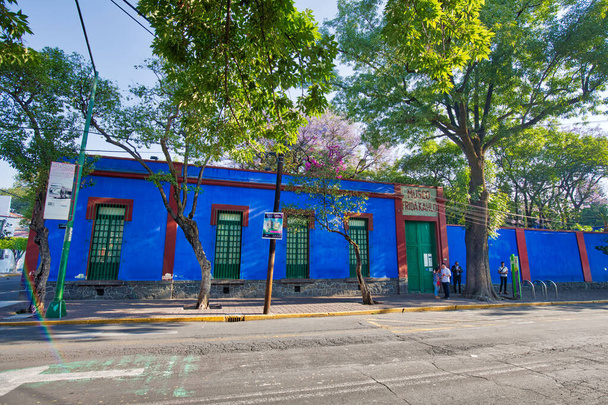 Coyoacan, Mexico-20 april 2018: Frida Kahlo Museum - Foto, afbeelding