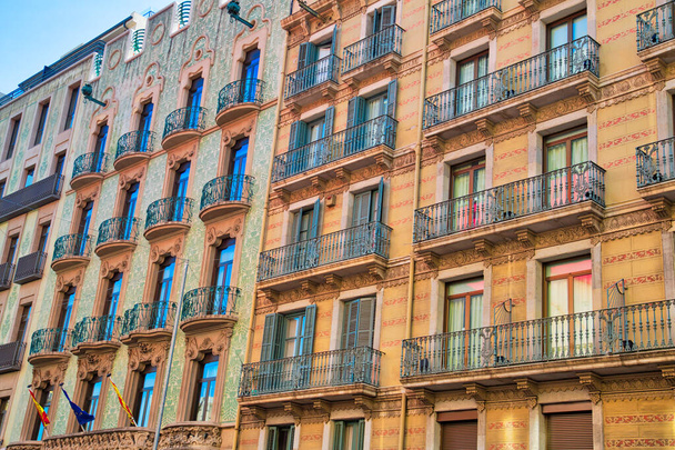 Barcelona streets in historic center - Foto, afbeelding