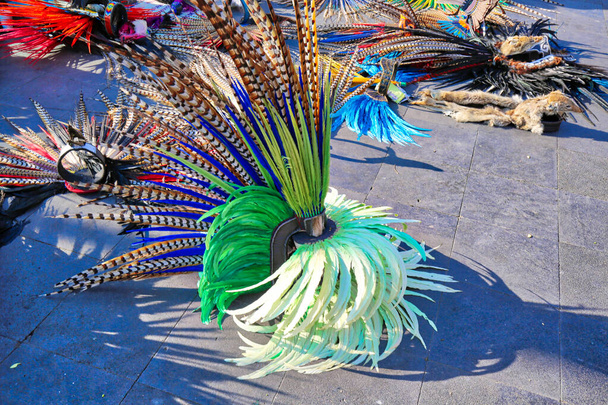 Festa indiana e celebrazioni tribali in piazza Zocalo a Città del Messico - Foto, immagini