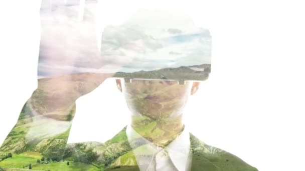 VRメガネを身に着けている男は美しいニュージーランドの時間経過を見る - 映像、動画