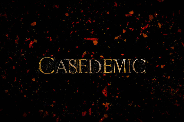 Casedemische tekst in neonletters op zwarte achtergrond met rode virusdeeltjes - Foto, afbeelding