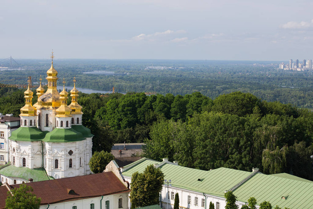 Ortodoks Kilisesi manzarası Kiev Pechersk Lavra - Fotoğraf, Görsel