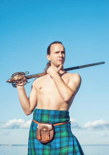 Scottish man with sword - Valokuva, kuva