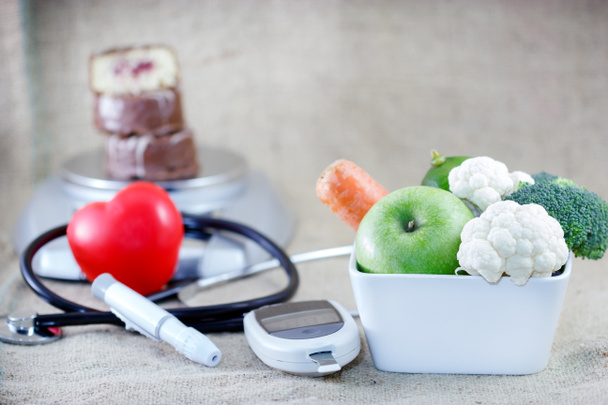 megfelelő és kiegyensúlyozott étrend elkerülése érdekében a cukorbetegség - Fotó, kép
