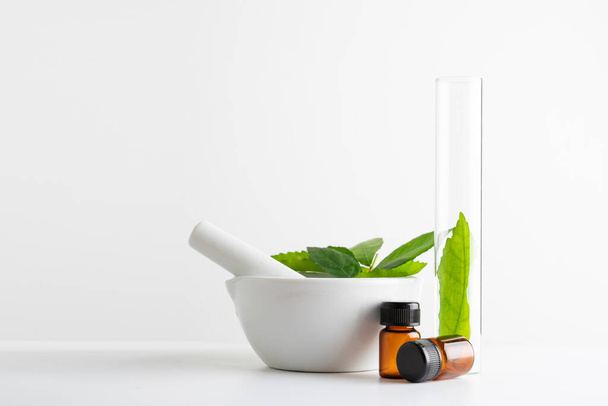 laboratory and research with alternative herb medicine natural skin care - 写真・画像