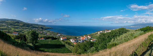Azores takımadalarında yürüyün. Faial Adası 'nın keşfi, Azores. Portekiz. Avrupa - Fotoğraf, Görsel