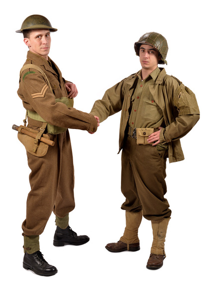Английский солдат и американский солдат пожимают руку
 - Фото, изображение