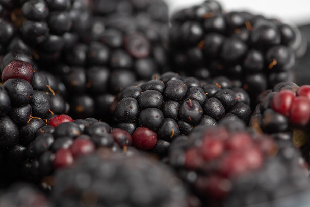 The blackberries isolated on a white background - Φωτογραφία, εικόνα