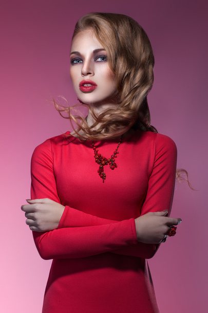Beautiful woman in red dress - Φωτογραφία, εικόνα