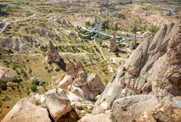 Landscape of Kapadokya region at daytime. Turkey, Uchisar - Foto, afbeelding