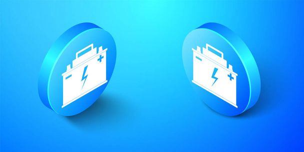 Isometrisches Autobatterie-Symbol isoliert auf blauem Hintergrund. Akkubatterie Energie und Akkubatterie Strom. Blitz-Symbol. Blauer Kreis-Knopf. Vektor. - Vektor, Bild