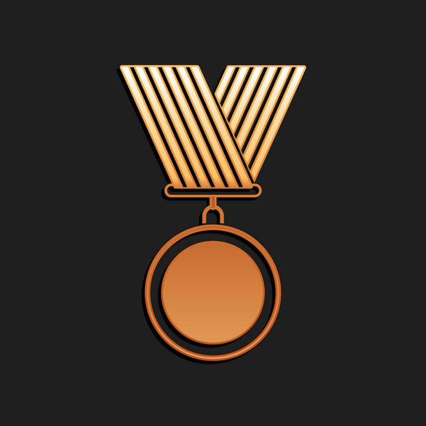 Złota ikona Medalu izolowana na czarnym tle. Symbol zwycięzcy. Długi styl cienia. Wektor. - Wektor, obraz