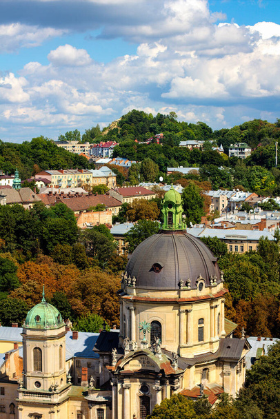 Nagyszerű kilátás a katedrálisra, Lviv - Fotó, kép