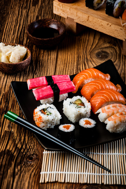 Japanese fresh sushi set - Foto, Imagem