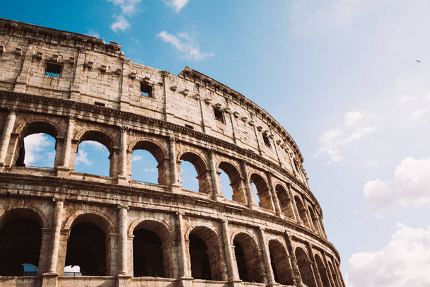 Colosseum or Coliseum also known as the Flavian Amphitheatre - Foto, afbeelding
