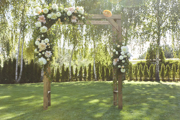 Arch for the wedding ceremony - Zdjęcie, obraz