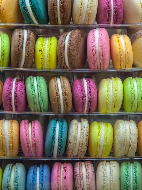 Macarons em várias cores
 - Foto, Imagem