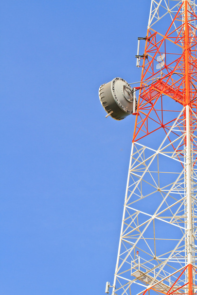 Torre de telecomunicaciones
 - Foto, imagen