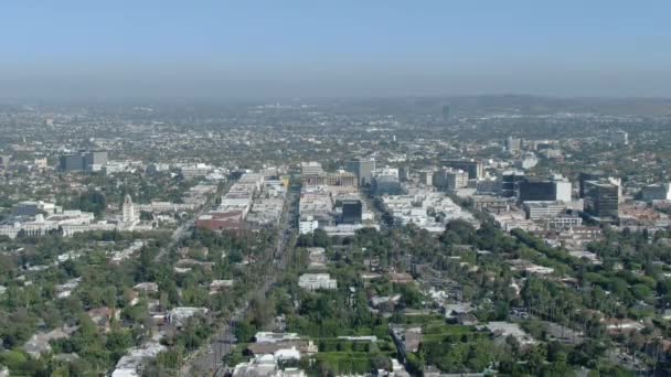 Beverly Hills Downtown Aerial Shot Backward - Imágenes, Vídeo