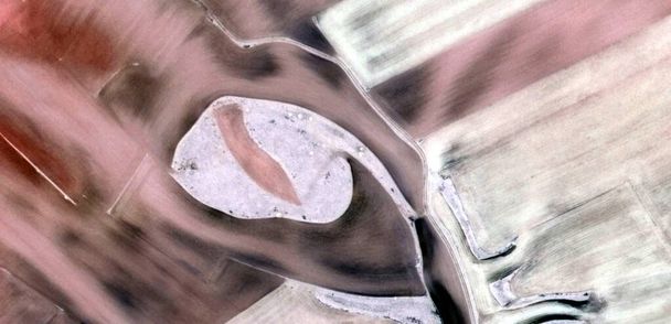 textura, abstraktní fotografie španělských polí ze vzduchu, letecký pohled, reprezentace lidských pracovních táborů, abstraktní umění, - Fotografie, Obrázek