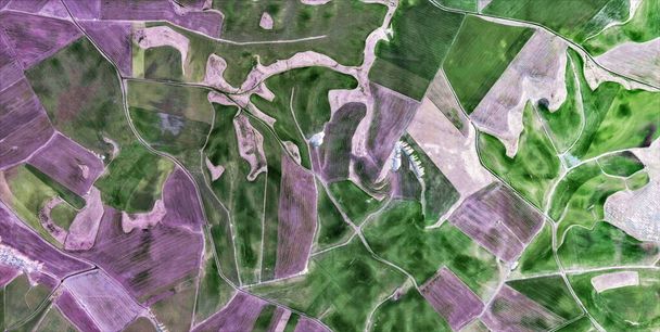 textura, fotografía abstracta de los campos de España desde el aire, vista aérea, representación de campos de trabajo humanos, arte abstracto, - Foto, imagen