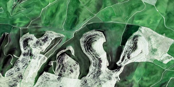 textura, fotografía abstracta de los campos de España desde el aire, vista aérea, representación de campos de trabajo humanos, arte abstracto, - Foto, Imagen