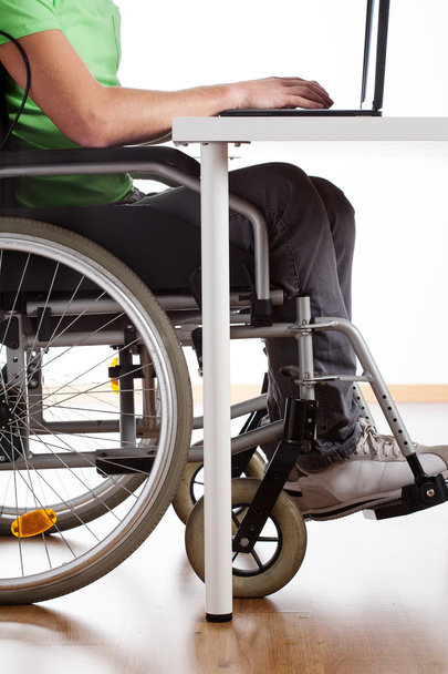 Disabled student during class - Zdjęcie, obraz