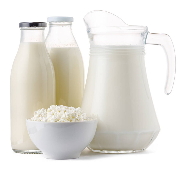 Fresh dairy products milk and cottage cheeese isolated on white - Valokuva, kuva