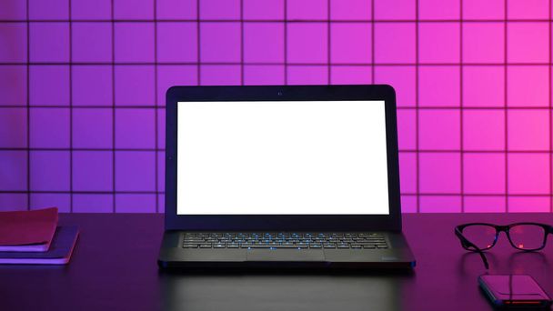 Screen of gamers laptop. White Display. - Foto, afbeelding