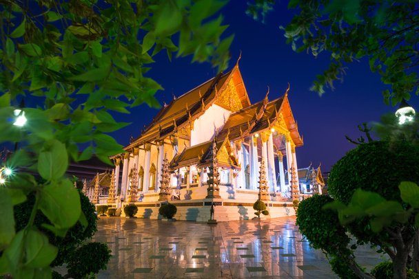 Wat suthat thep wararam chrám v bangkok Thajsko  - Fotografie, Obrázek