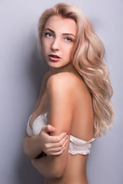 Blonde in lingerie - Valokuva, kuva