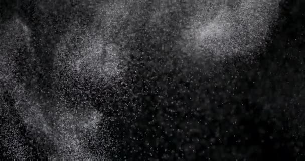 黒の背景に隔離された粉末 - 映像、動画