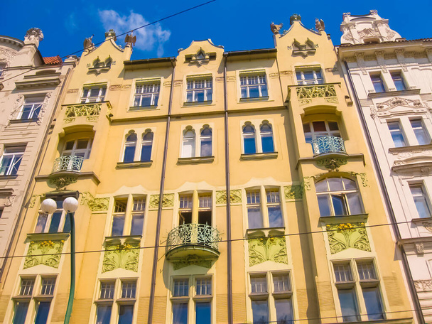 チェコ共和国旧市街にあるプラハの家 - 写真・画像