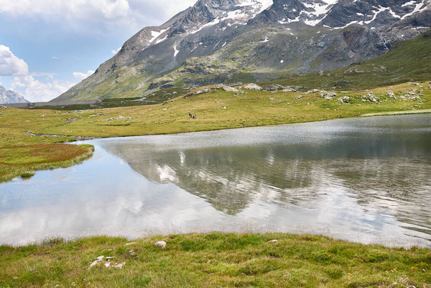 Vue de Lago Nero depuis le col de Bernina - Photo, image