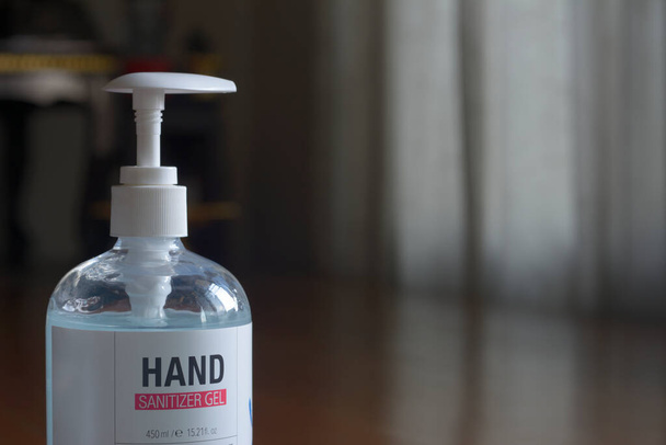 Igienizzante per le mani gelfor igiene corona virus protezione. - Foto, immagini