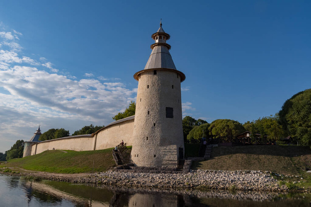 Wall and Flat tower in Pskov Krom (Kremlin), Russia - Photo, Image