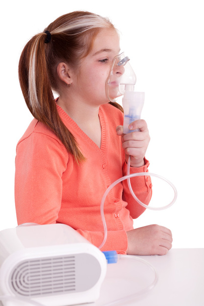 young girl keeping inhale mask - Foto, imagen