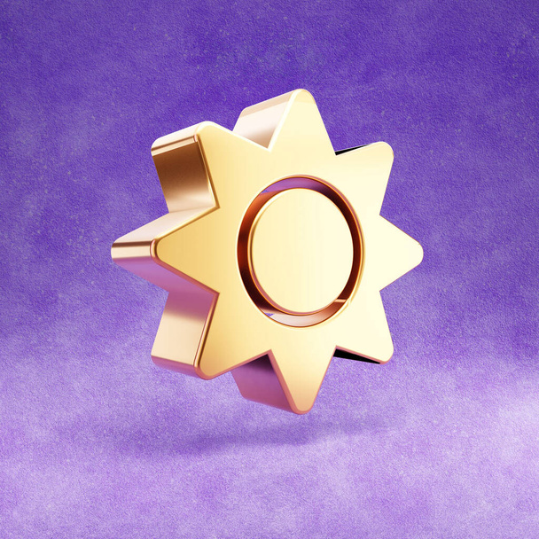 Icona del sole. Oro lucido Sole simbolo isolato su sfondo di velluto viola. - Foto, immagini