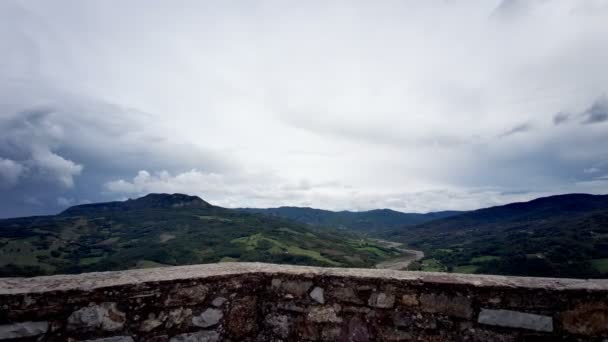 bardi kasteel parma italiaans panoramisch uitzicht vanaf de toren. Hoge kwaliteit 4k beeldmateriaal - Video