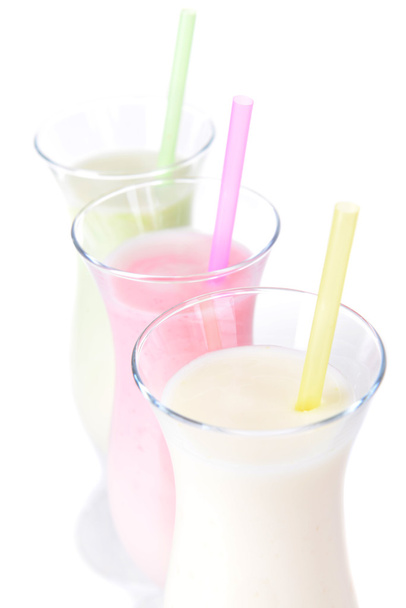 Milk shakes isolated on white - Фото, изображение