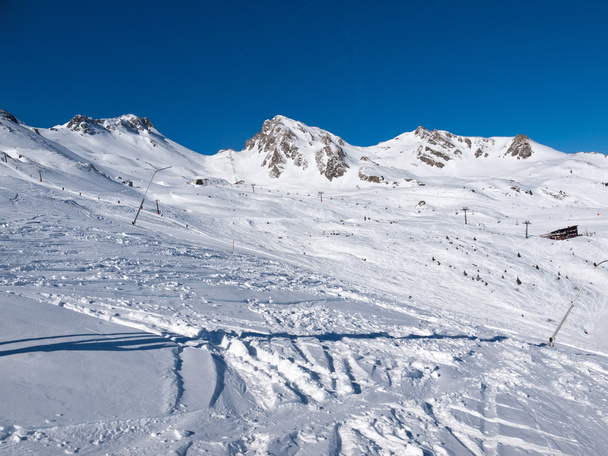 Skigebied in de Alpen - Foto, afbeelding