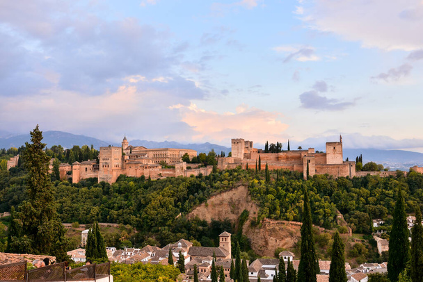 Vista de la Ciudad Histórica Granada Andalucía España - Foto, imagen