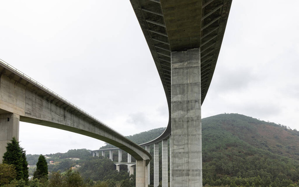 ponts sur les vallées des Asturies. Espagne - Photo, image