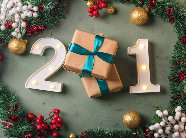 New year festive green background with 2021 number - Foto, Imagen